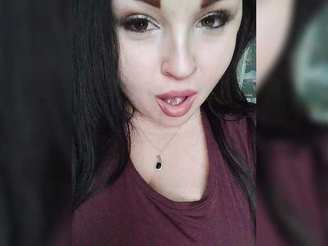 Monica-'s BongaCams show and profile