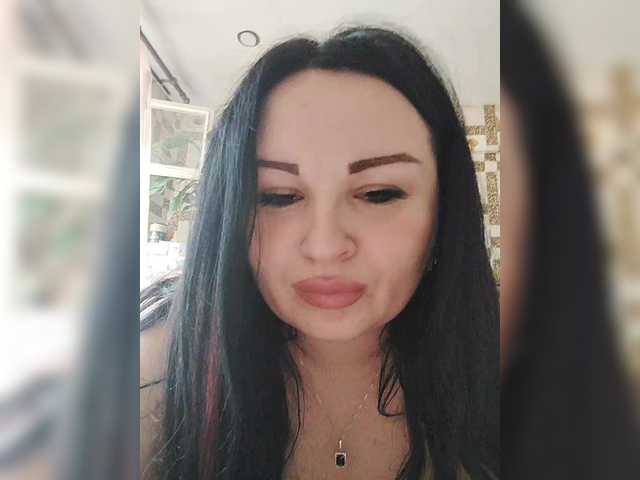 Monica-'s BongaCams show and profile