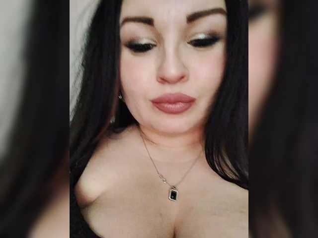 Monica-'s BongaCams show and profile