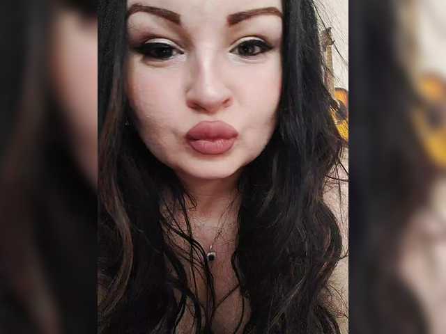 Monica-'s BongaCams show and profile