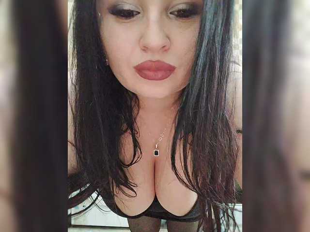 Monica-'s BongaCams show and profile