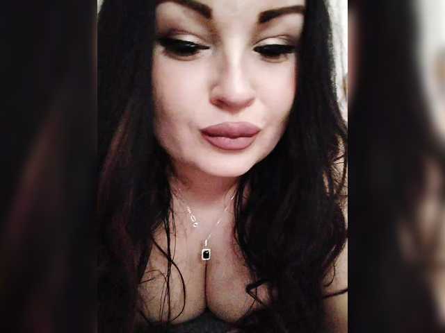 Monica-'s BongaCams show and profile