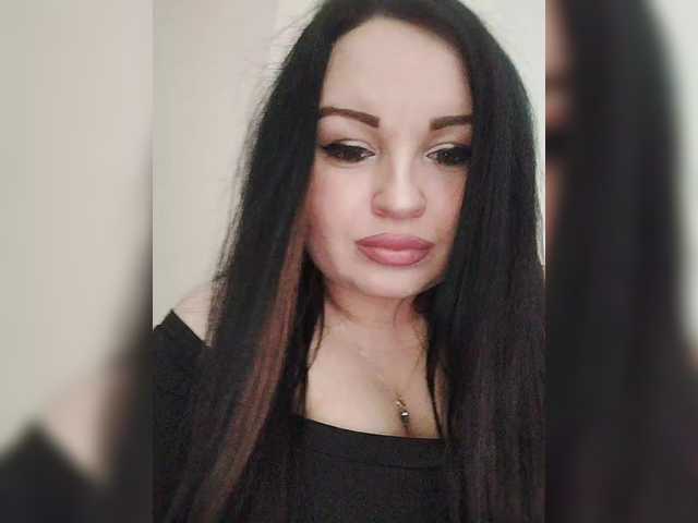 Monica-'s BongaCams show and profile