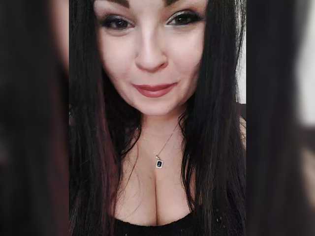 Monica-'s BongaCams show and profile