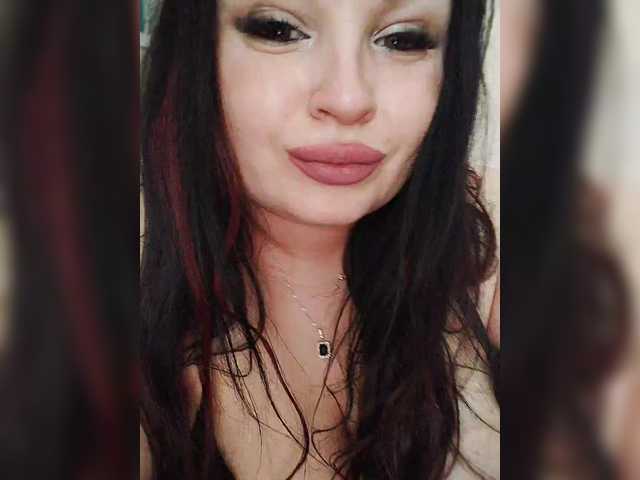 Monica-'s BongaCams show and profile