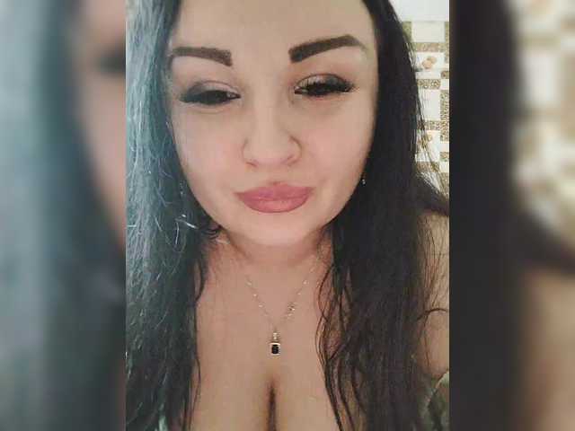 Monica-'s BongaCams show and profile