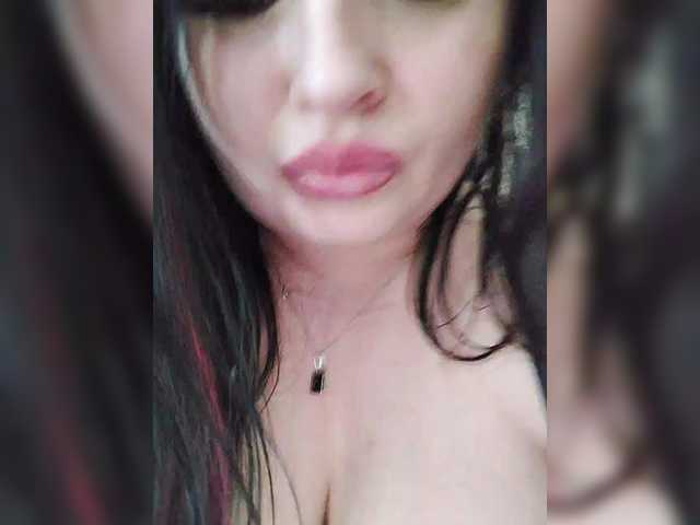 Monica-'s BongaCams show and profile