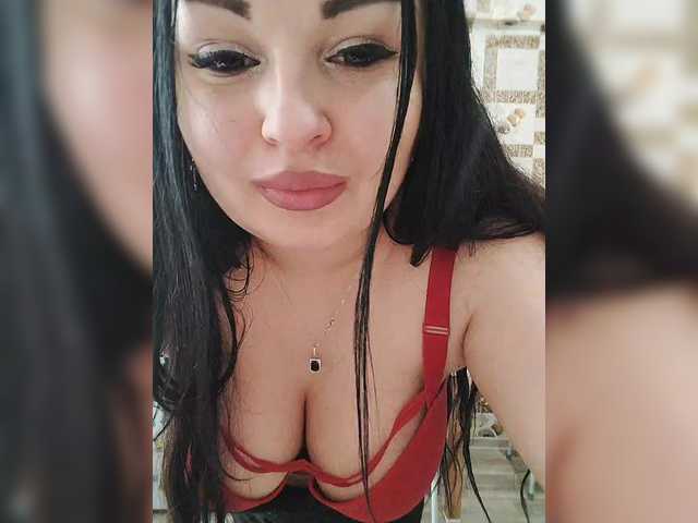 Monica-'s BongaCams show and profile