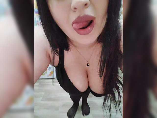 Monica-'s BongaCams show and profile