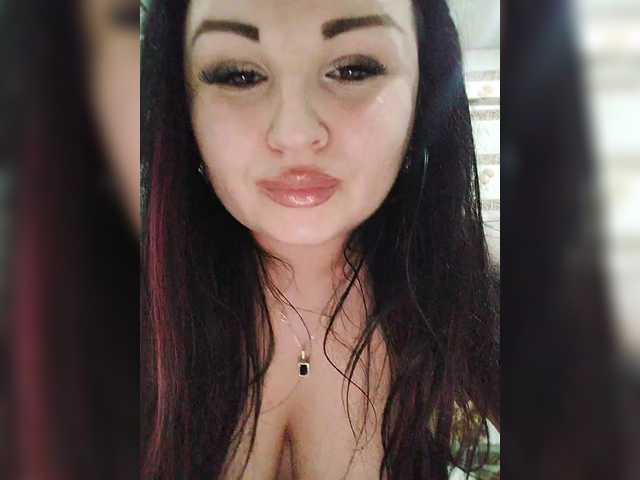 Monica-'s BongaCams show and profile