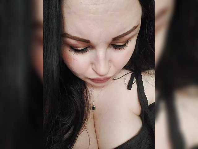 Monica-'s BongaCams show and profile