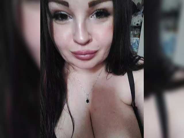 Monica-'s BongaCams show and profile