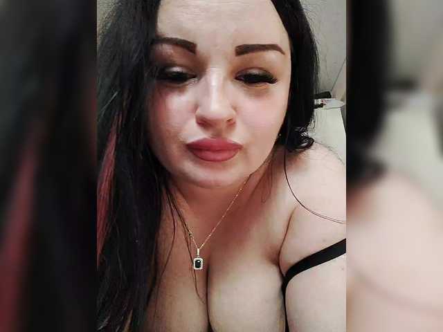 Monica-'s BongaCams show and profile