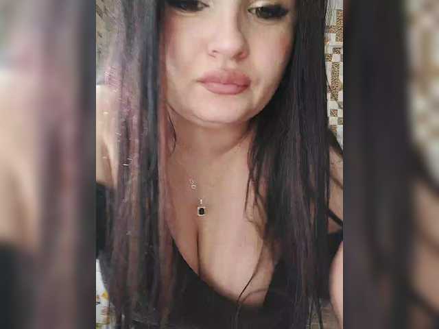 Monica-'s BongaCams show and profile