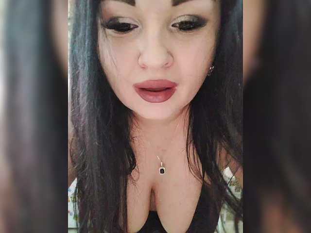 Monica-'s BongaCams show and profile