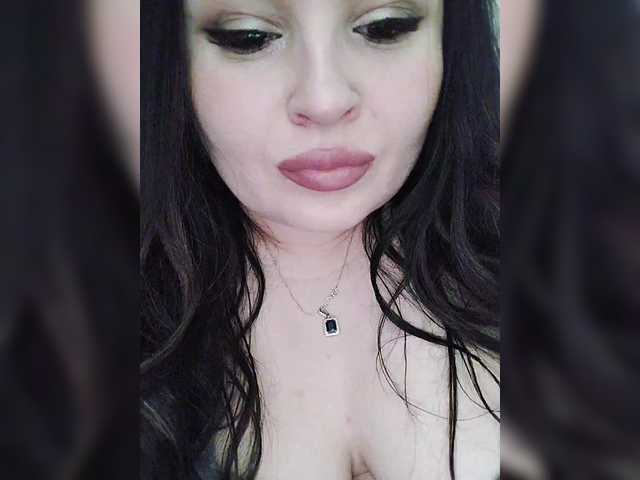 Monica-'s BongaCams show and profile