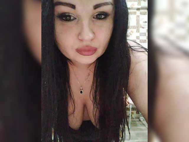 Monica-'s BongaCams show and profile