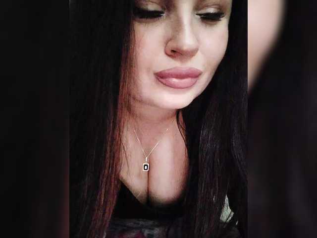 Monica-'s BongaCams show and profile