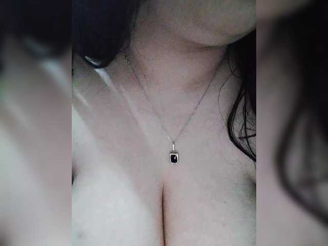 Monica-'s BongaCams show and profile