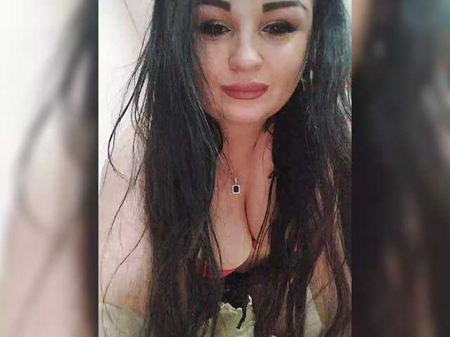 Monica-'s BongaCams show and profile