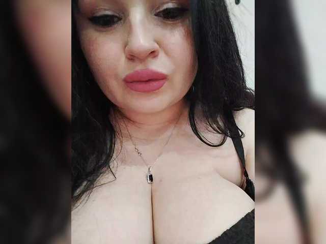 Monica-'s BongaCams show and profile