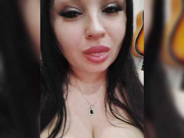 Monica- from BongaCams is Freechat