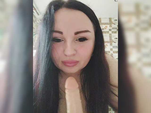 Monica-'s BongaCams show and profile