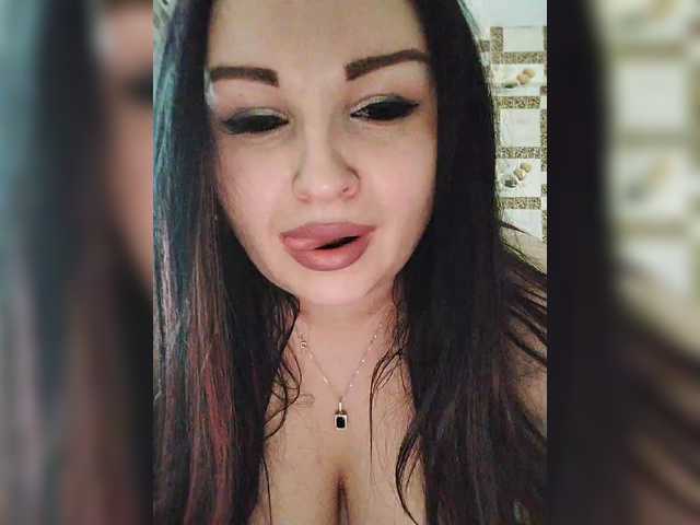 Monica-'s BongaCams show and profile