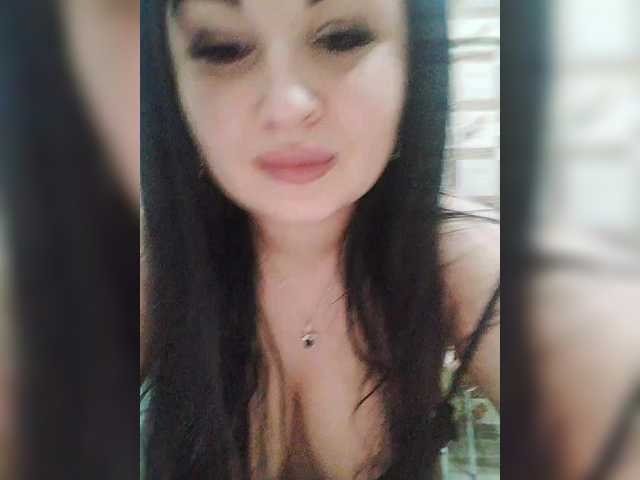 Monica-'s BongaCams show and profile