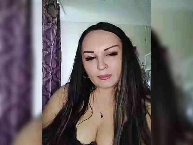 live chatroom Monica-