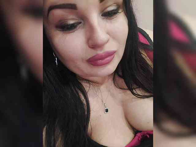 Monica- Live Webcam on BongaCams