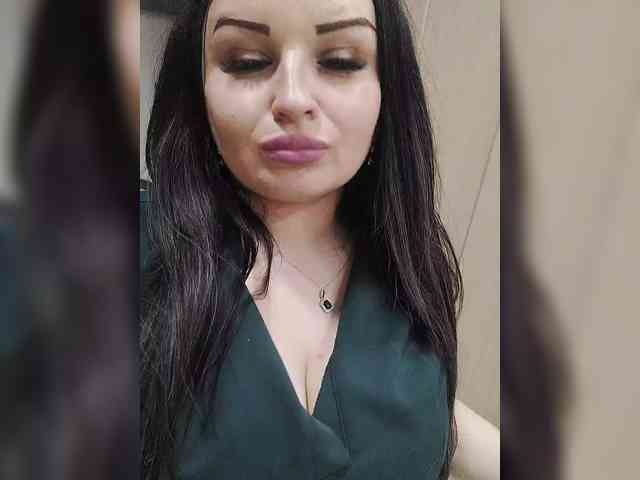 Модель: Monica-