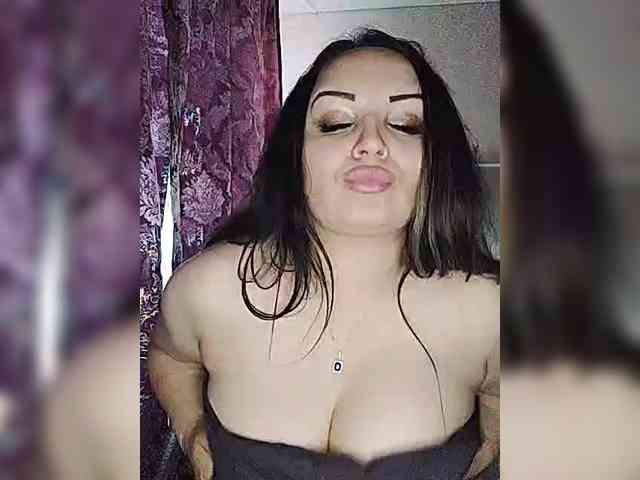 nude chat Monica-