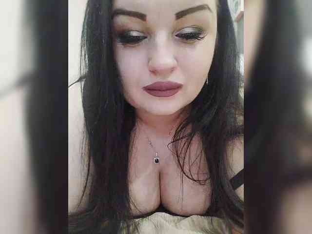 Monica- Live Webcam on BongaCams