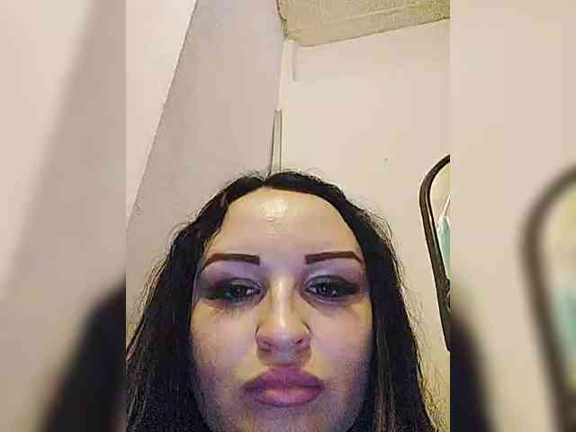 nude chatroom Monica-