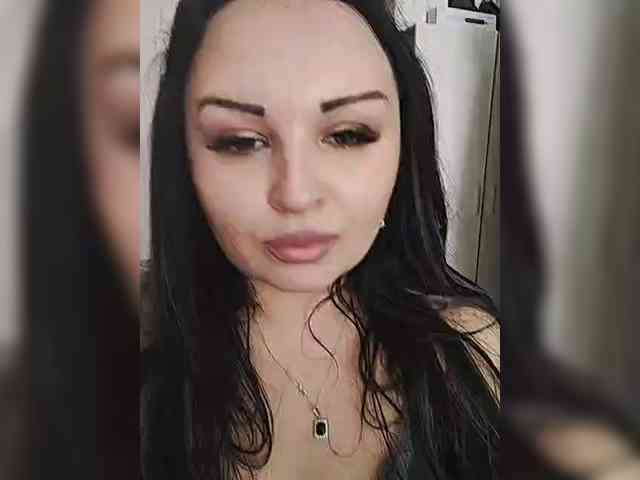 Модель: Monica-