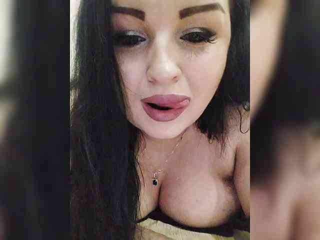 Monica- Live Webcam on BongaCams