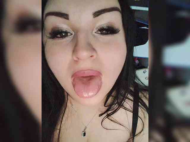 Monica- Live Webcam on BongaCams