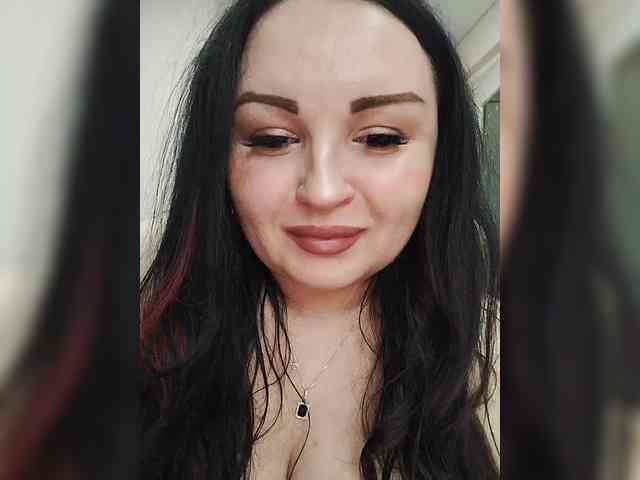 Monica- Live Webcam on BongaCams