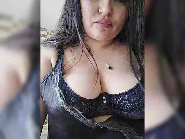 Monica- webcam
