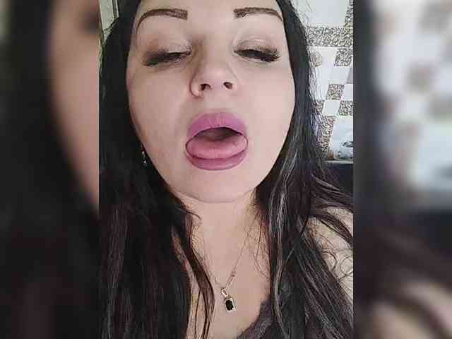 Monica- webcam