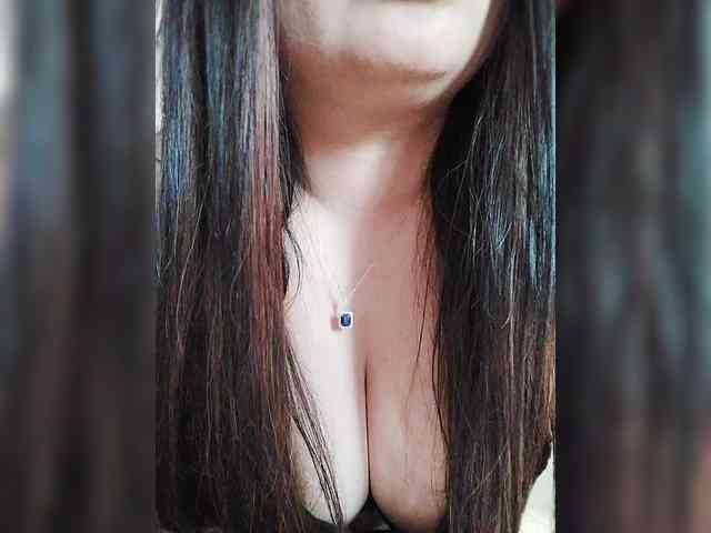 Monica- Live Webcam on BongaCams