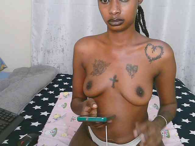 Sexymel webcam