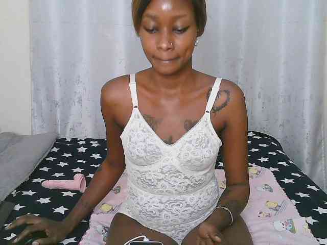 Sexymel webcam