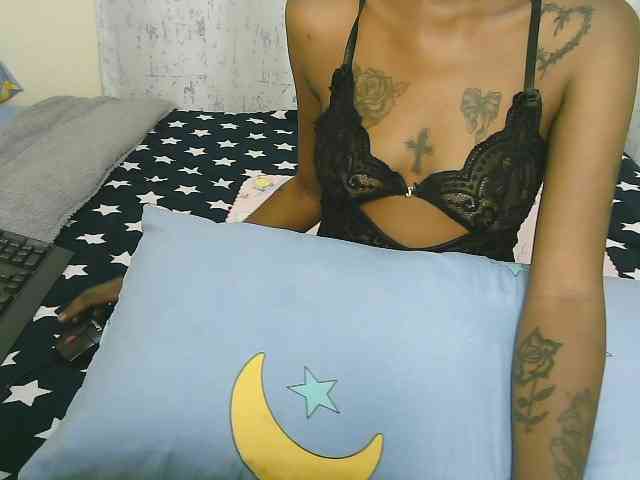 Sexymel webcam