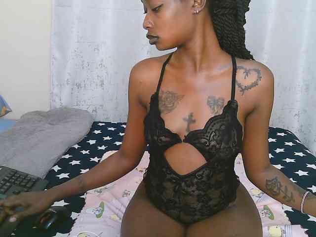 Sexymel webcam