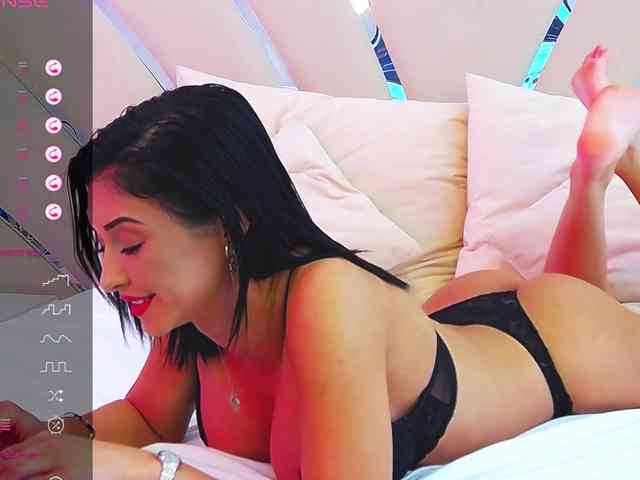 KristynaRose webcam