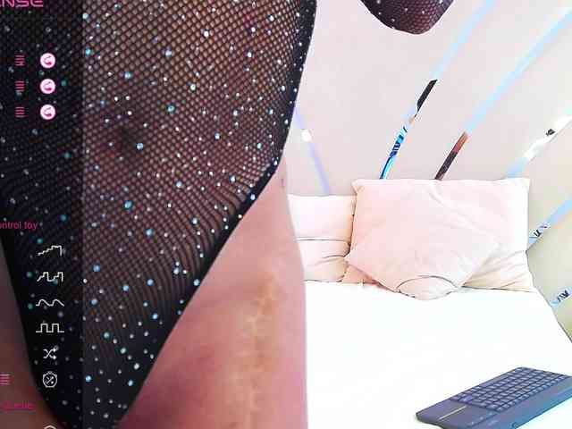 KristynaRose webcam
