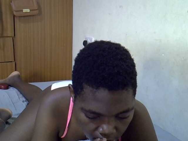 Cute-tamarah webcam bongacams model stream image