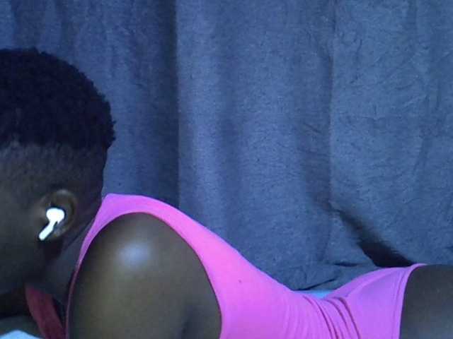 Cute-tamarah webcam bongacams model stream image